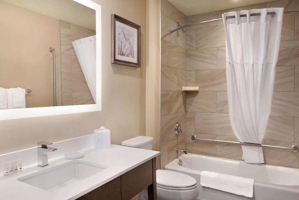 Fairfield Inn & Suites by Marriott Airdrie