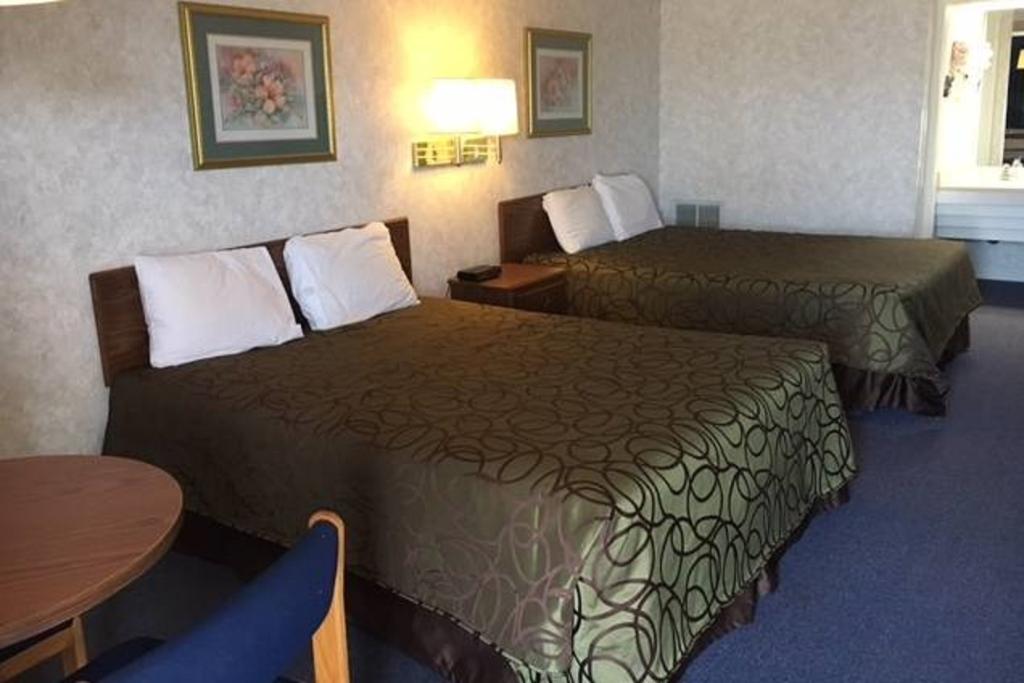 Knights Inn Cozad Lexington Area
