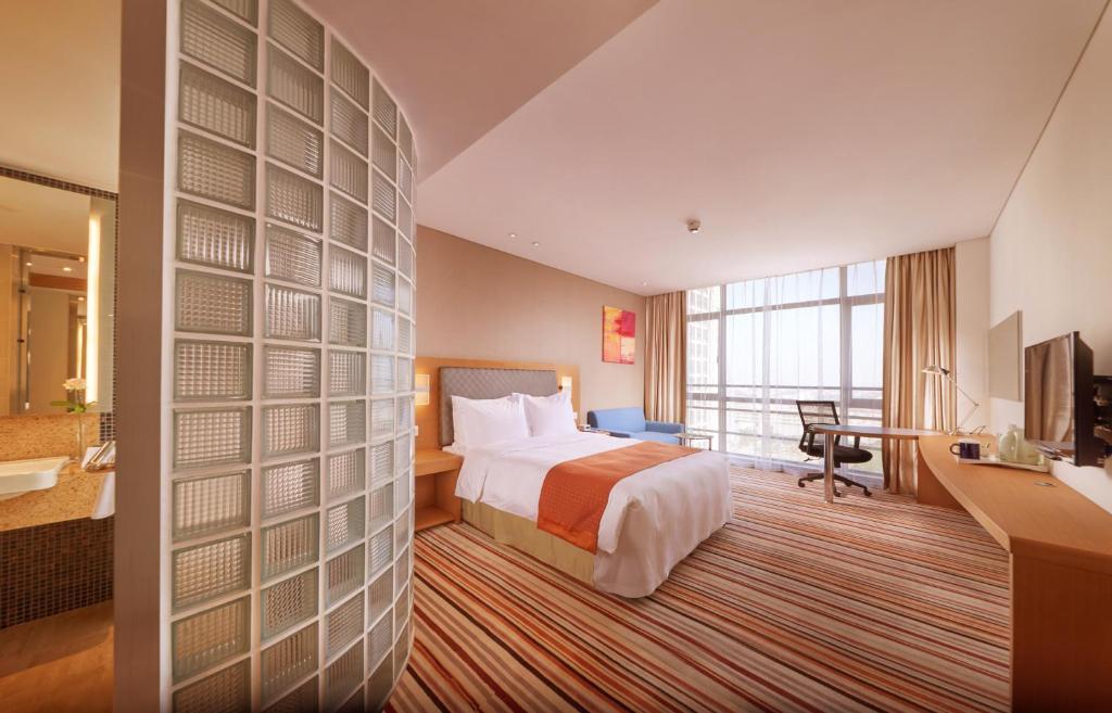 Holiday Inn Express Shanghai Jiading Industry Park