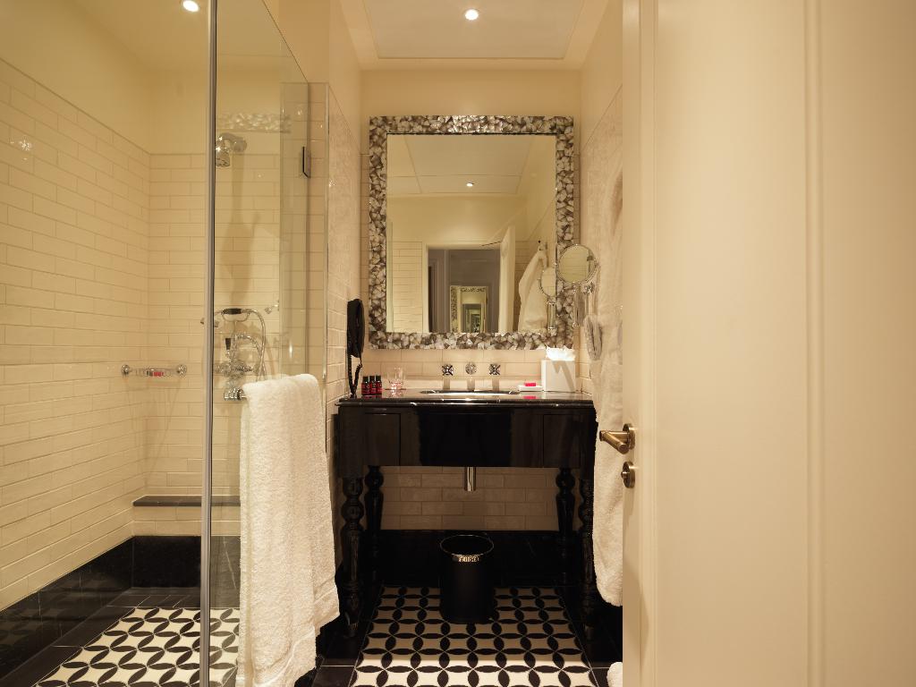 The Lalit London photo 45