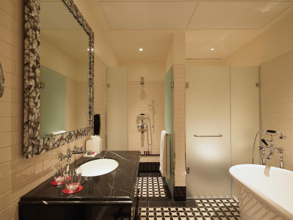 The Lalit London photo 80
