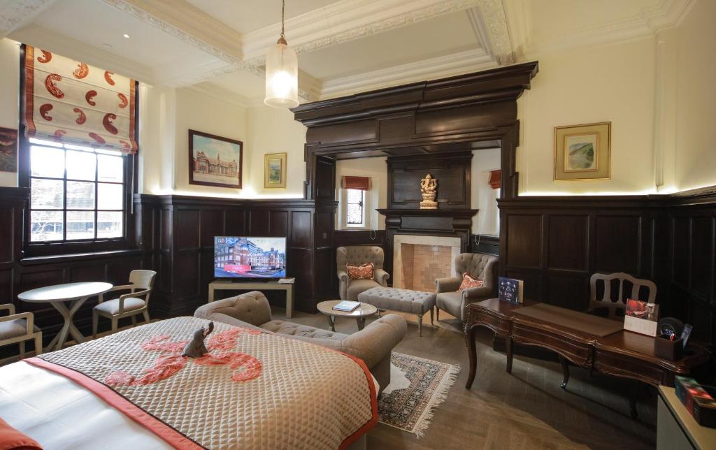 The Lalit London photo 95