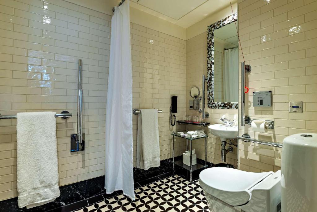 The Lalit London photo 88