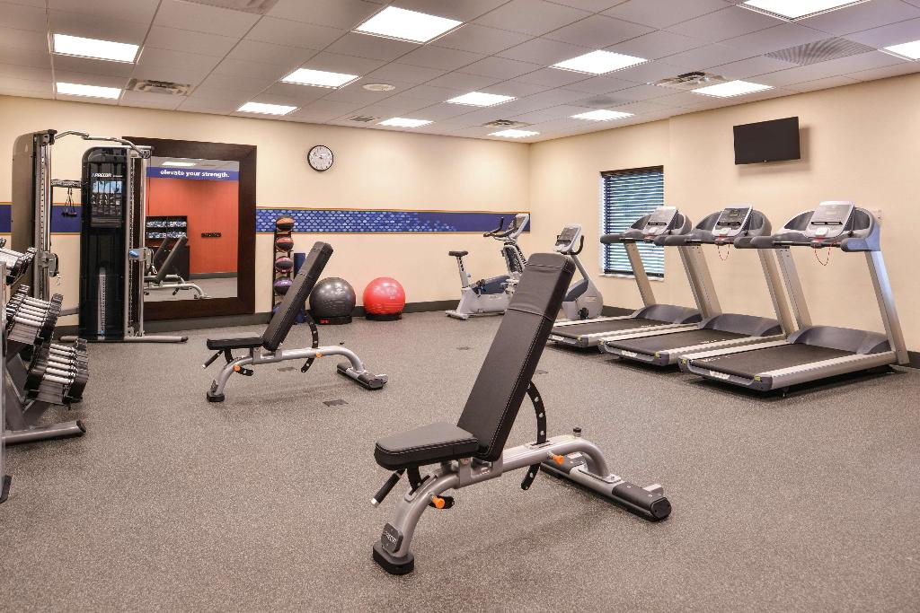 HAMPTON INN SUITES HILTON   OAKDALE WOODBURY  ST  PAUL  Oakdale