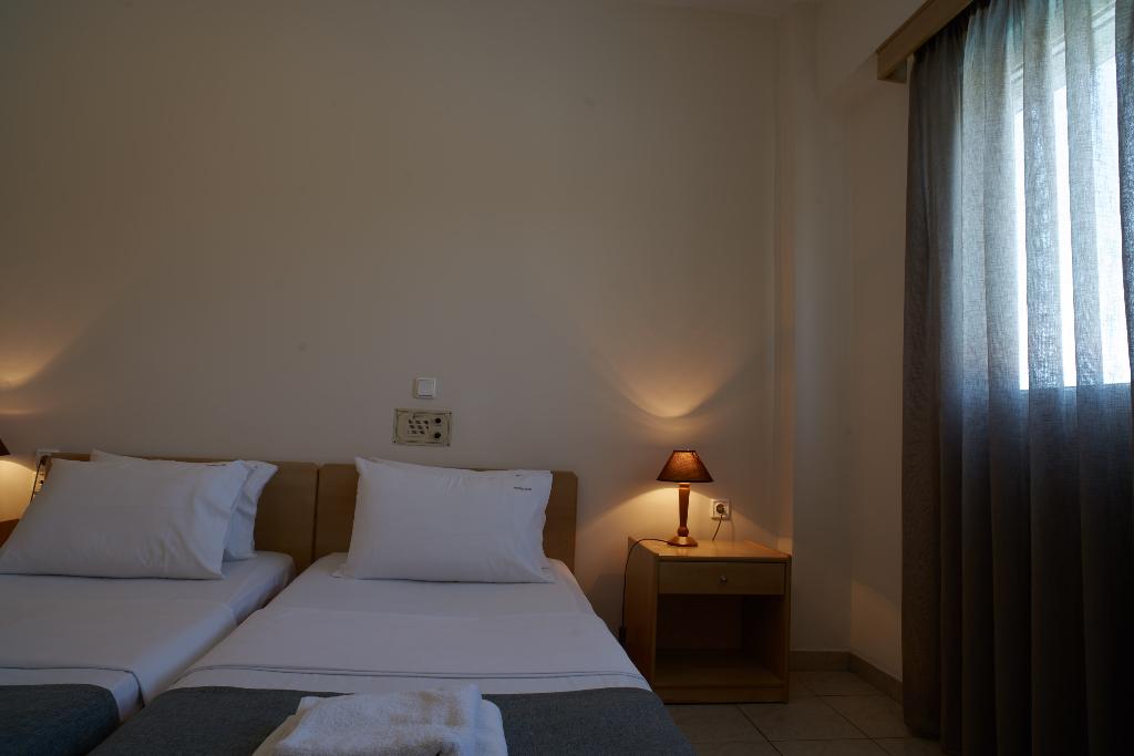 Veronica Hotel
