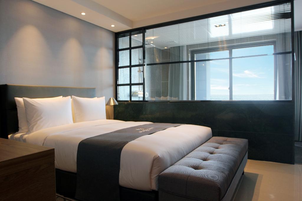 Western Grace Hotel