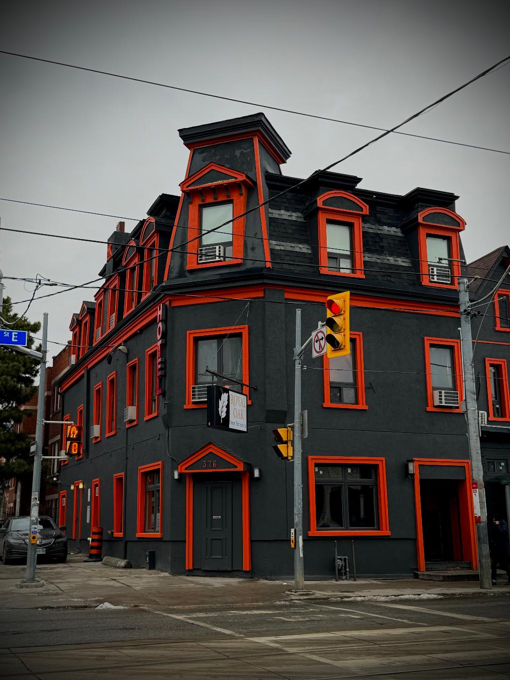 Royal Oak Inn