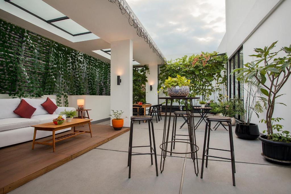 White Tree Residence