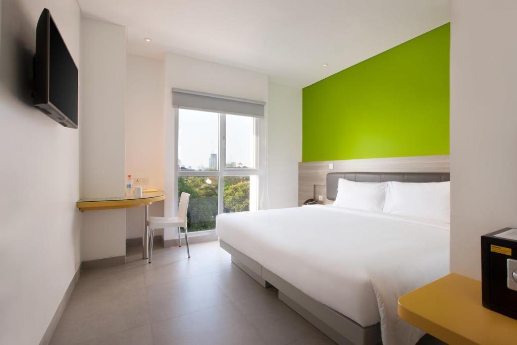 Amaris Hotel Darmo Surabaya