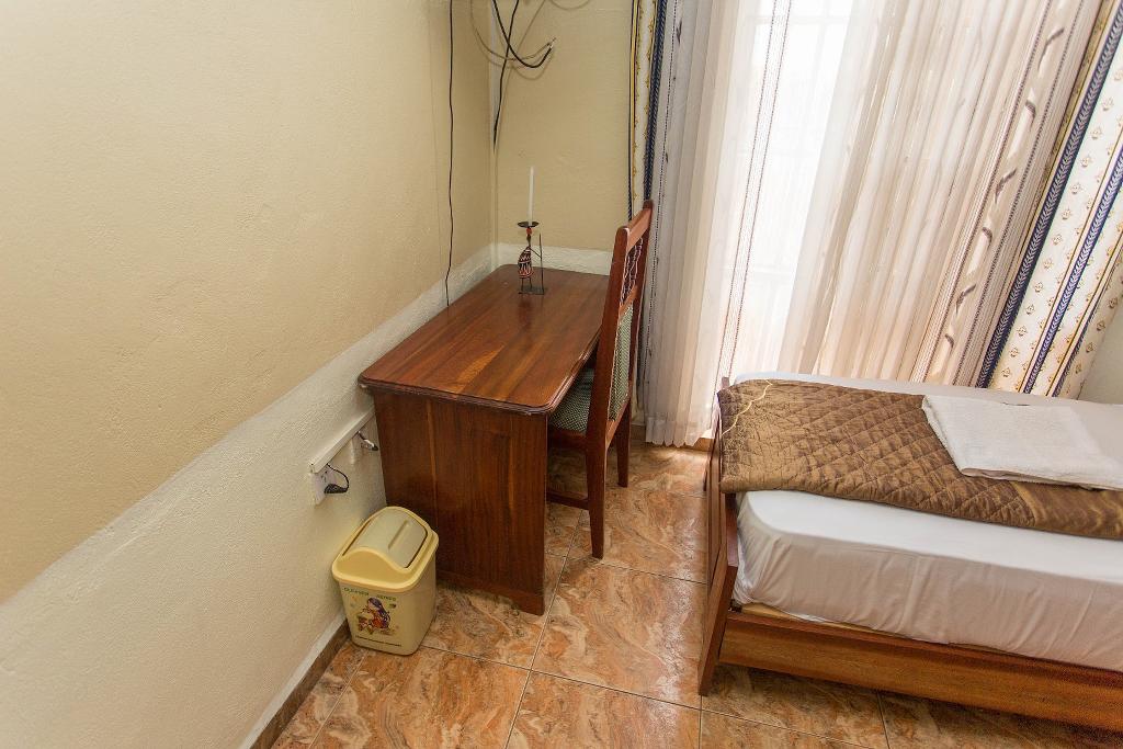 Iris Guesthouse
