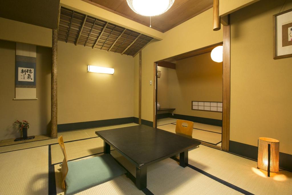 Yoshi-Ima