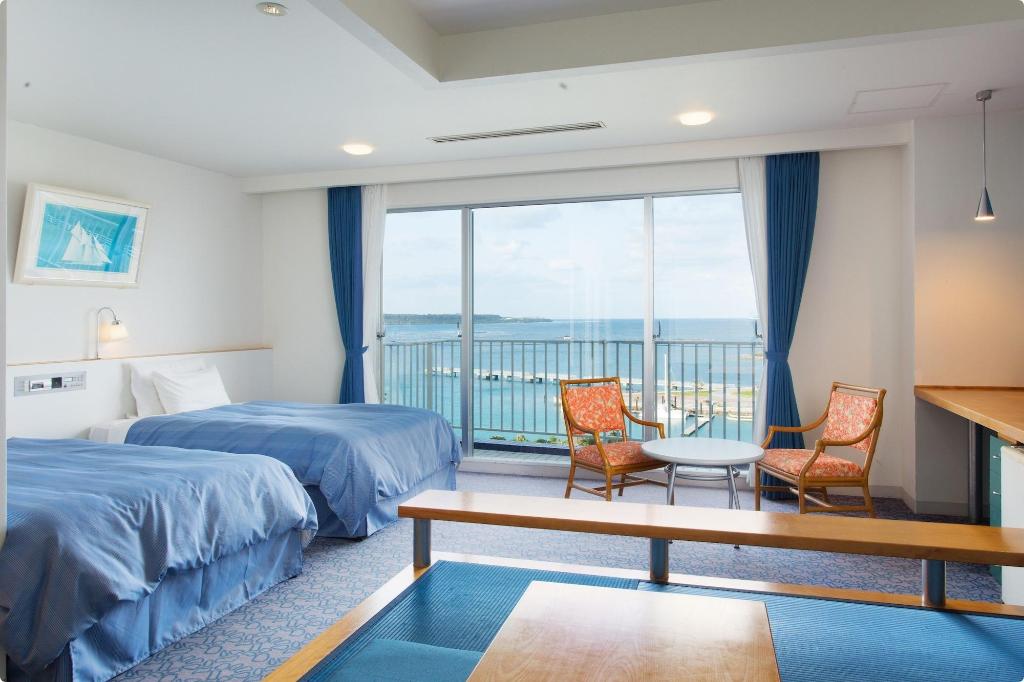 Marine Piazza Okinawa