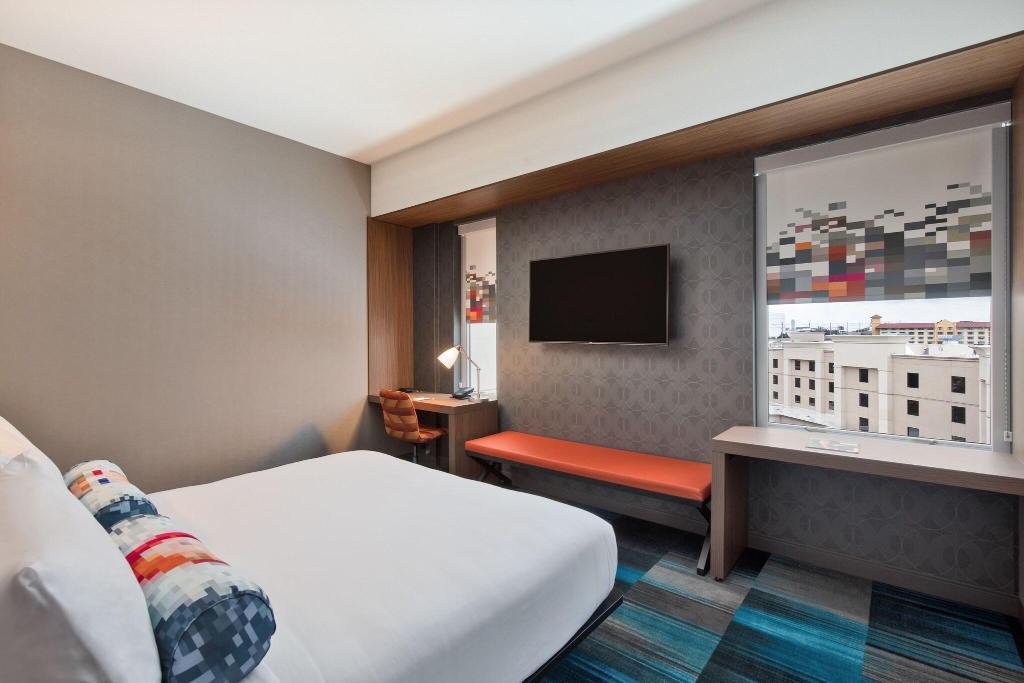 Aloft Seattle Airport
