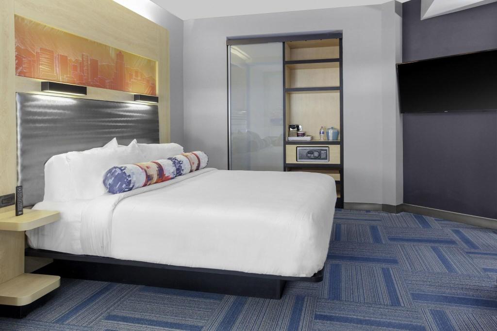 Aloft El Paso Downtown