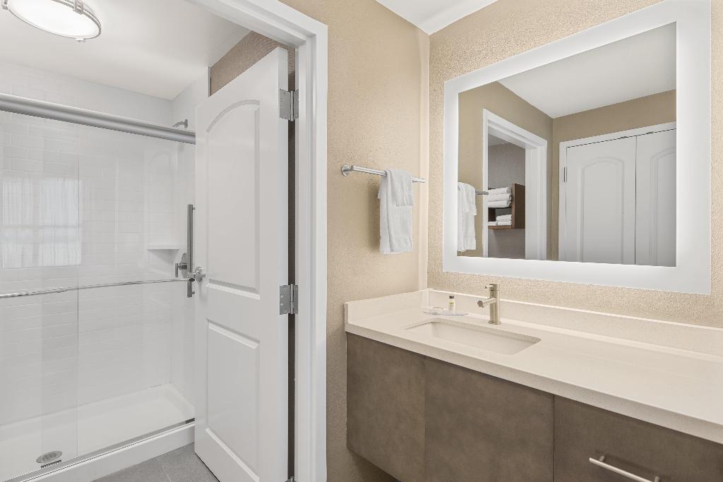 Staybridge Suites Florence - Center