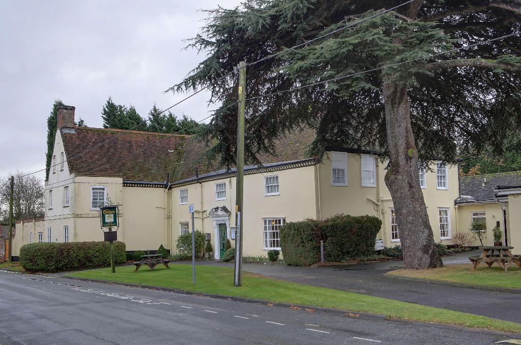 Best Western Cedars Hotel - General view