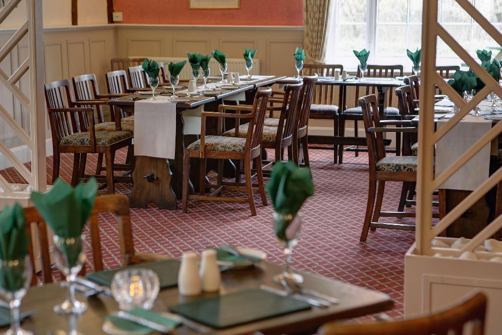 Best Western Cedars Hotel - Restaurant