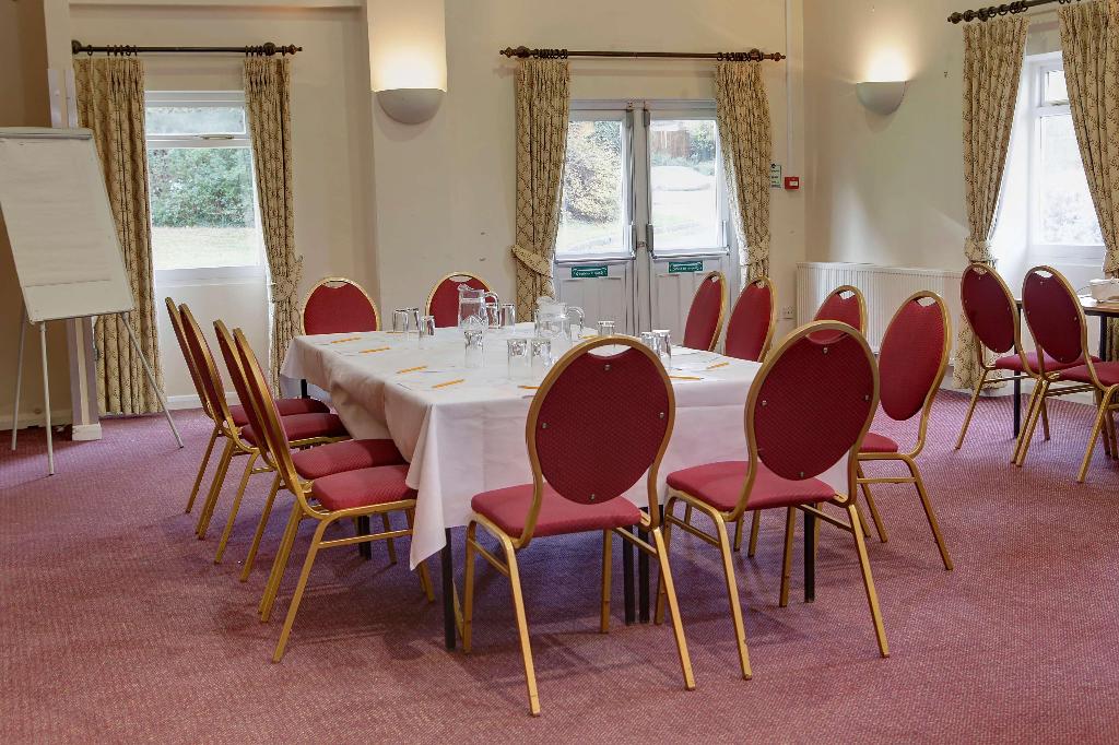 Best Western Cedars Hotel - Restaurant