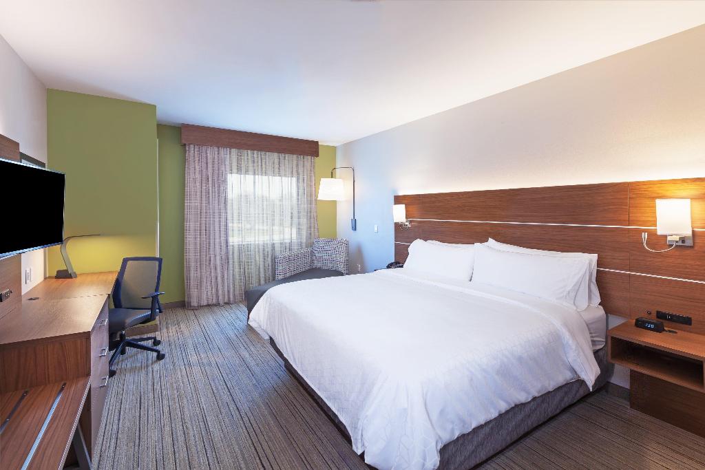Holiday Inn Express Lenexa Overland Park Area
