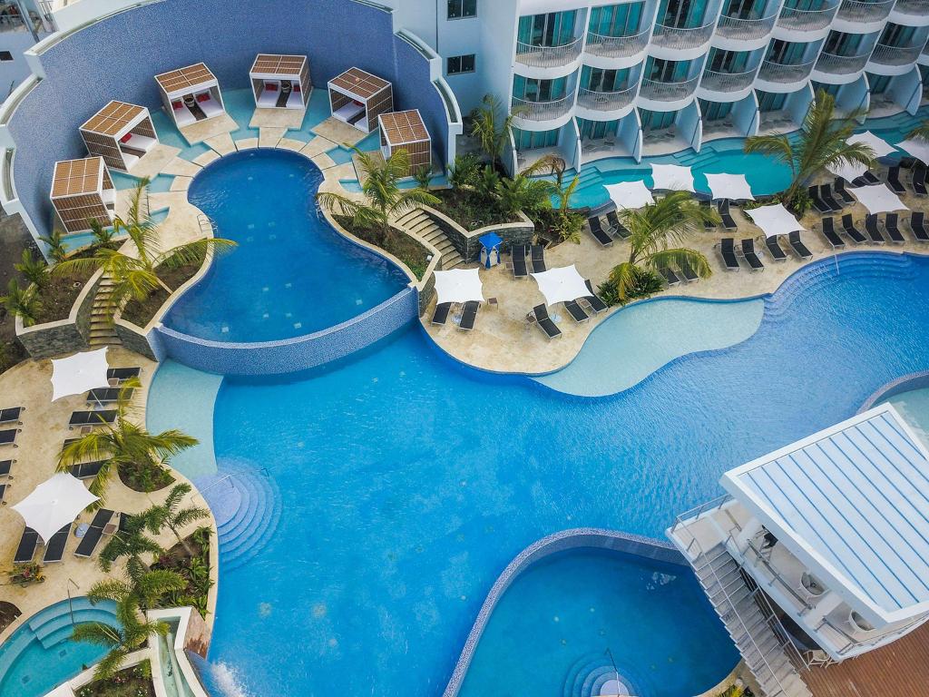 Harbor Club St. Lucia, Curio Collection by Hilton photo 106