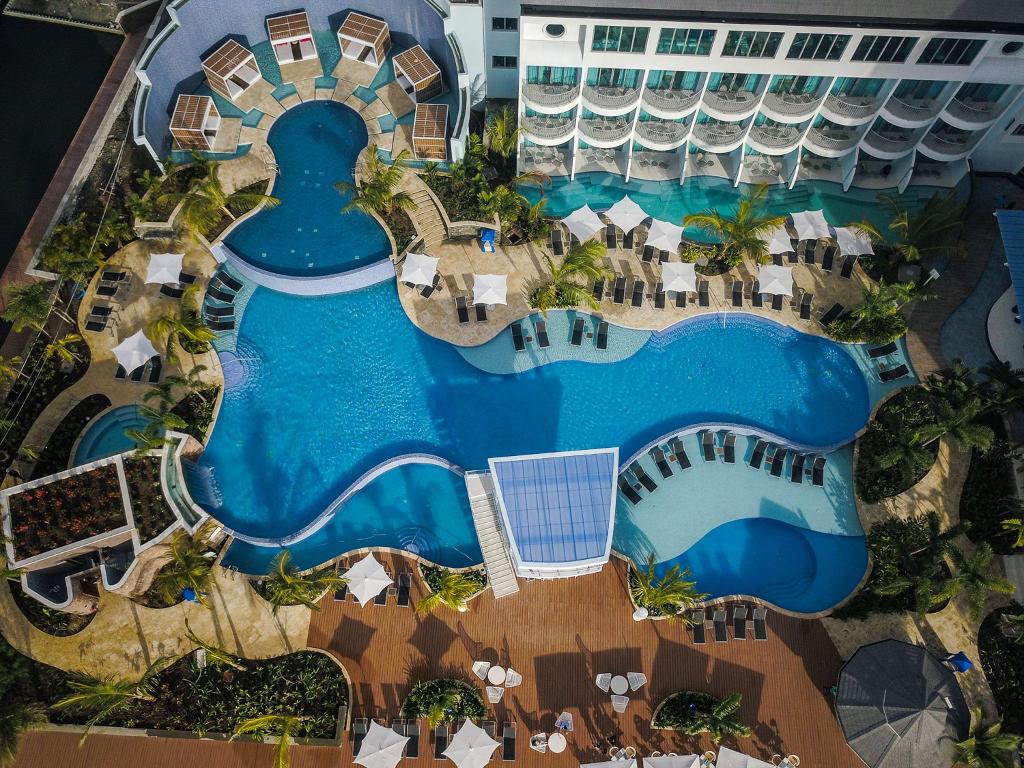 Harbor Club St. Lucia, Curio Collection by Hilton photo 103