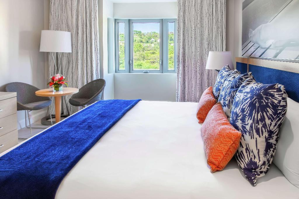 Harbor Club St. Lucia, Curio Collection by Hilton photo 7