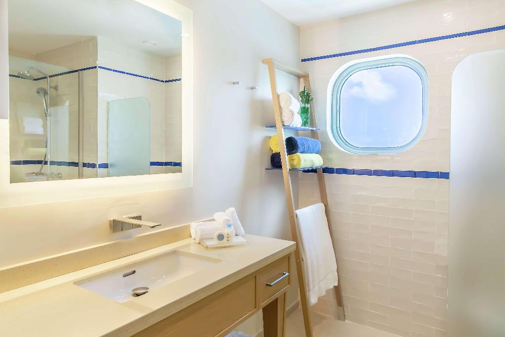Harbor Club St. Lucia, Curio Collection by Hilton photo 46
