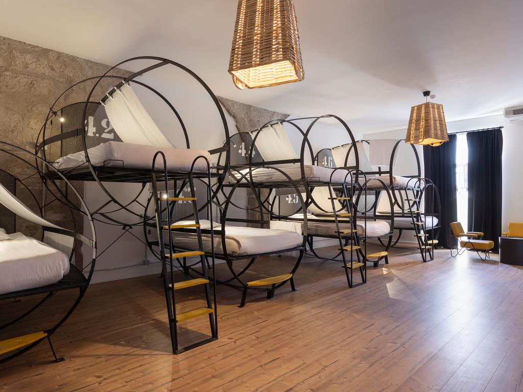 The House of Sandeman – Hostel & Suites