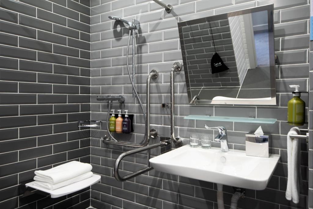 Holiday Inn Express Astana - Turan