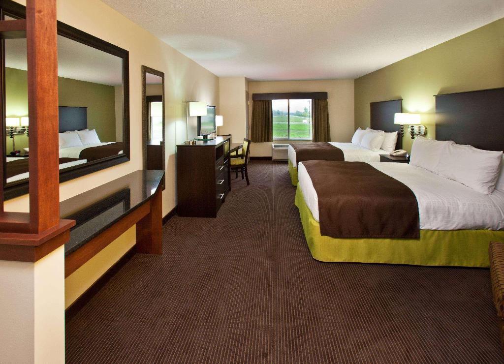 AmericInn by Wyndham Fairfield