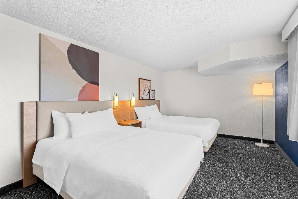 Spark by Hilton Cedar Falls
