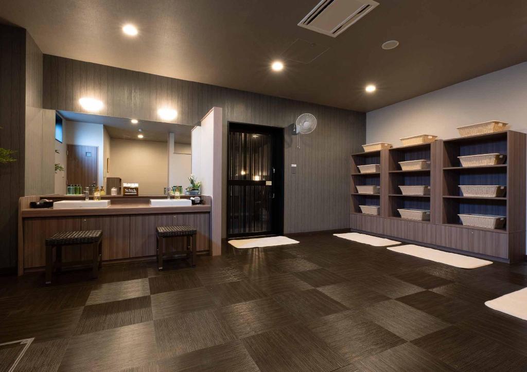 Hotel Route-Inn Koga Ekimae