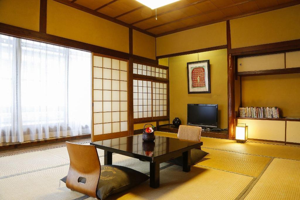 Tsubakino Ryokan