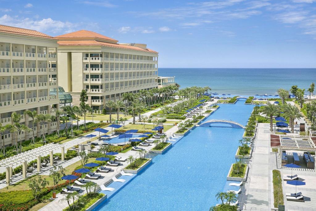hotel-thumb