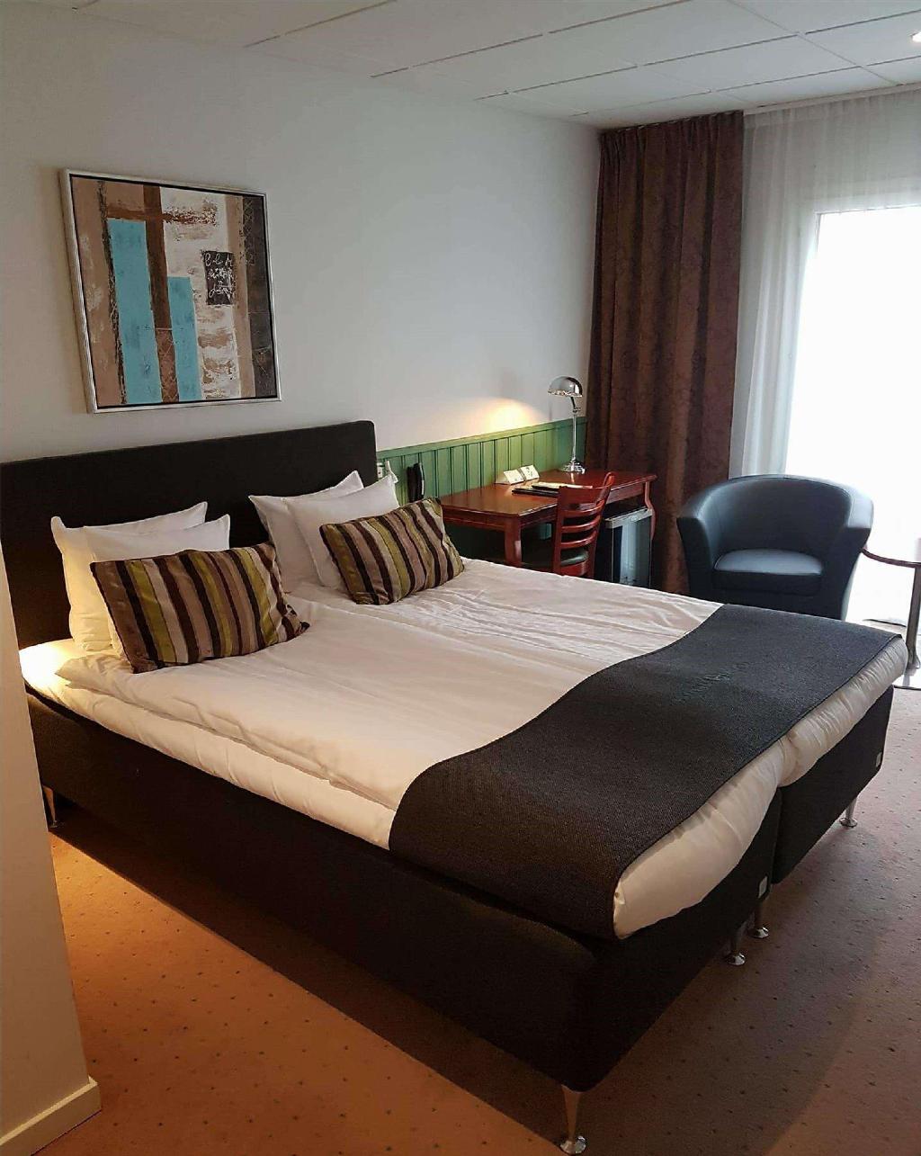 hotel-thumb