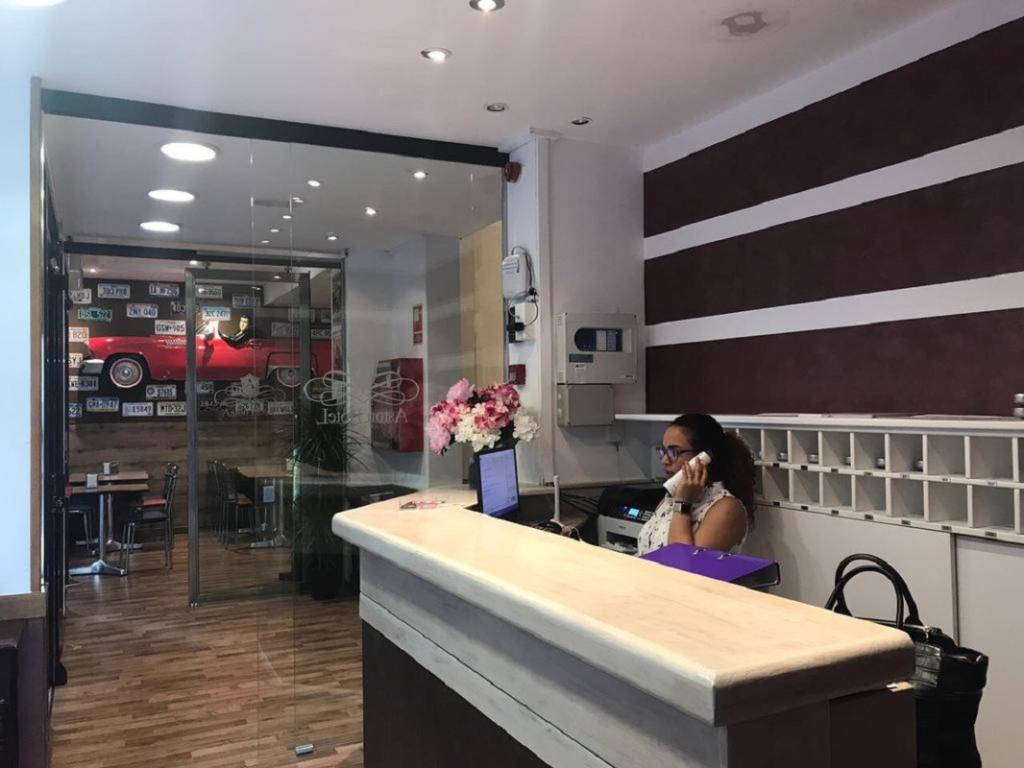 Aston Hotel - Lobby