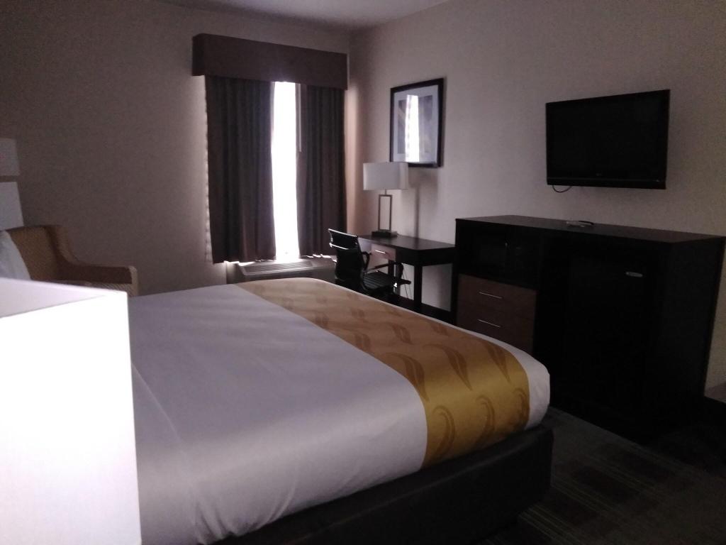 Quality Inn & Suites Mount Vernon