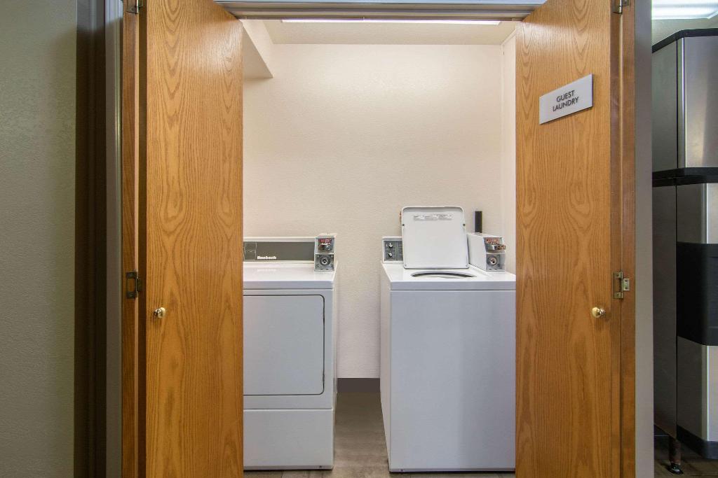 Econo Lodge Regina