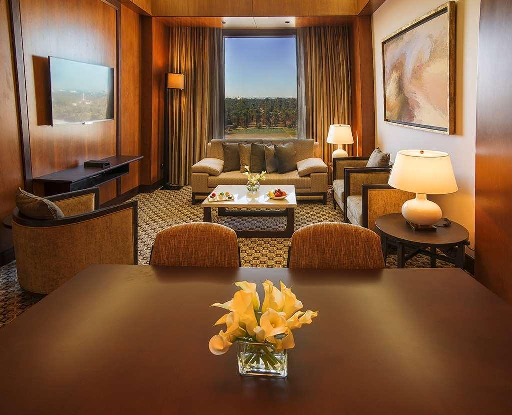 hotel-thumb