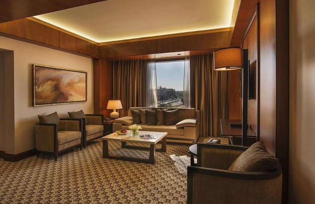 hotel-thumb