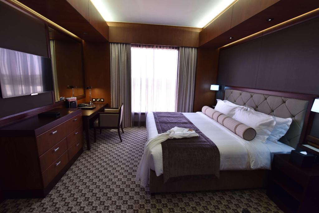 hotel-thumb