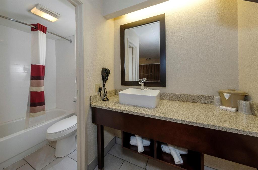 Red Roof Inn Lansing East – MSU
