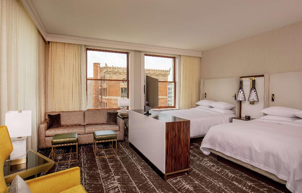 DoubleTree by Hilton Youngstown Downtown, OH
