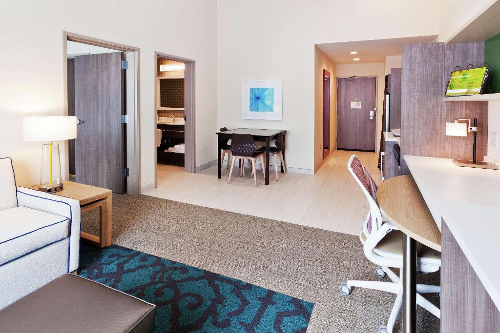 Home2 Suites by Hilton Birmingham Colonnad