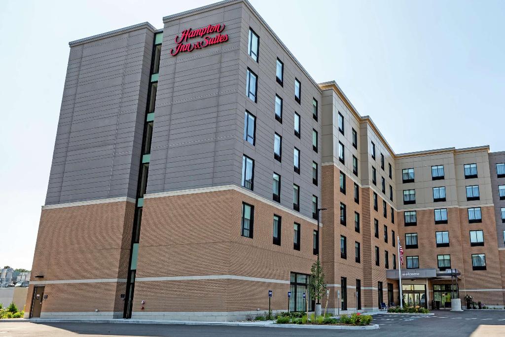 Hampton Inn And Suites Boston/Waltham