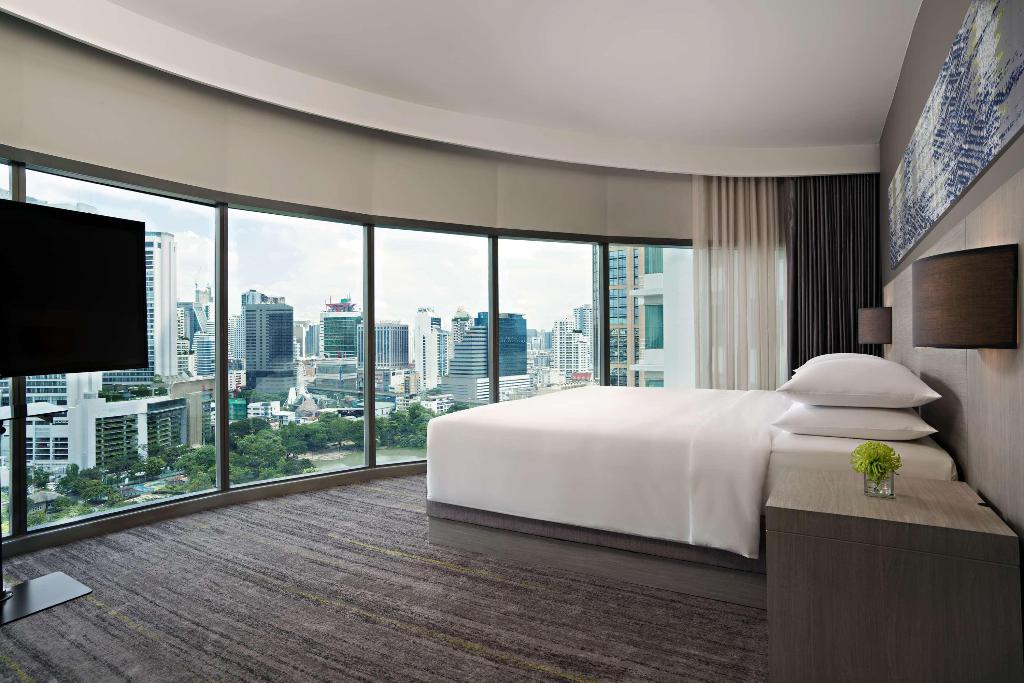 Hyatt Place Bangkok Sukhumvit 24