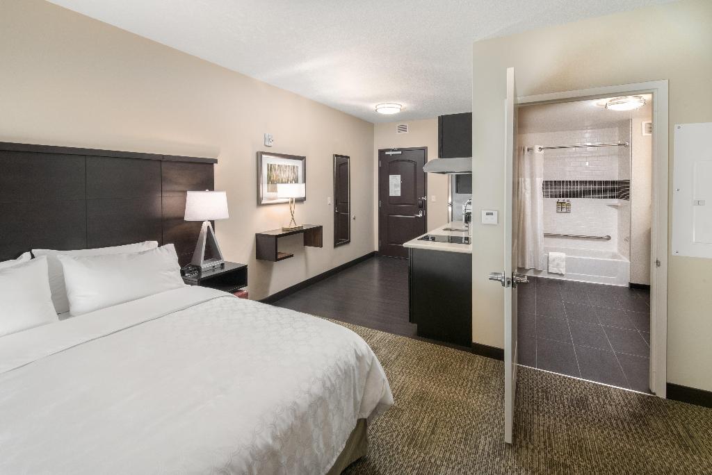 Staybridge Suites Saskatoon-University