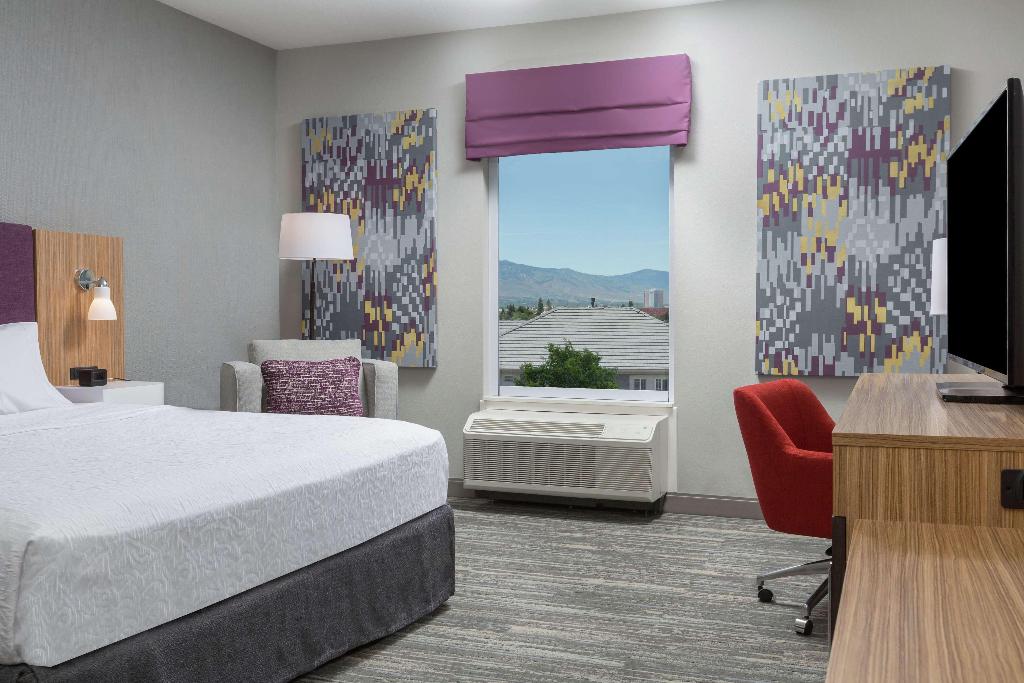 Hampton Inn & Suites Reno/Sparks