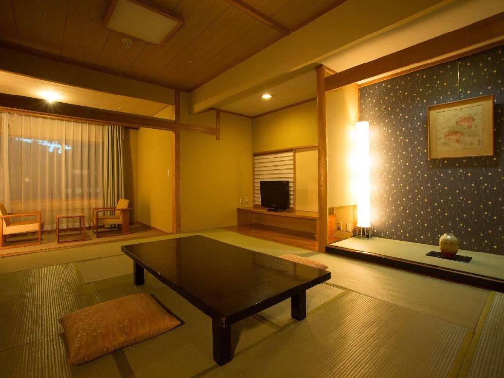 Atami New Fujiya Hotel