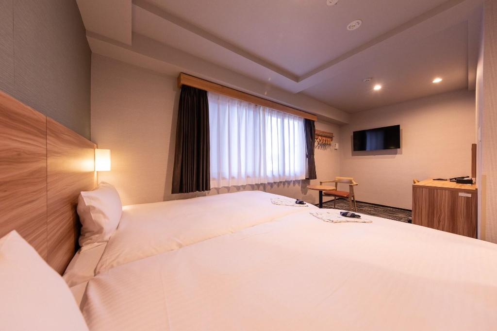 Central Hotel Takeo